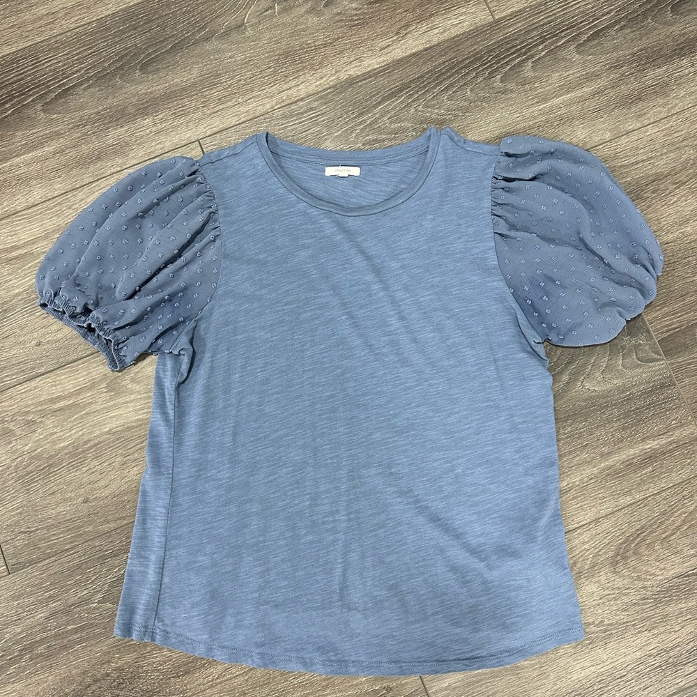 puffy sleeve shirt
